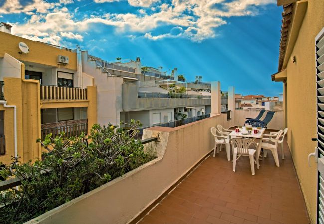 Apartment in Alcocebre / Alcossebre - Playa Cargador - Atico con terraza y piscina