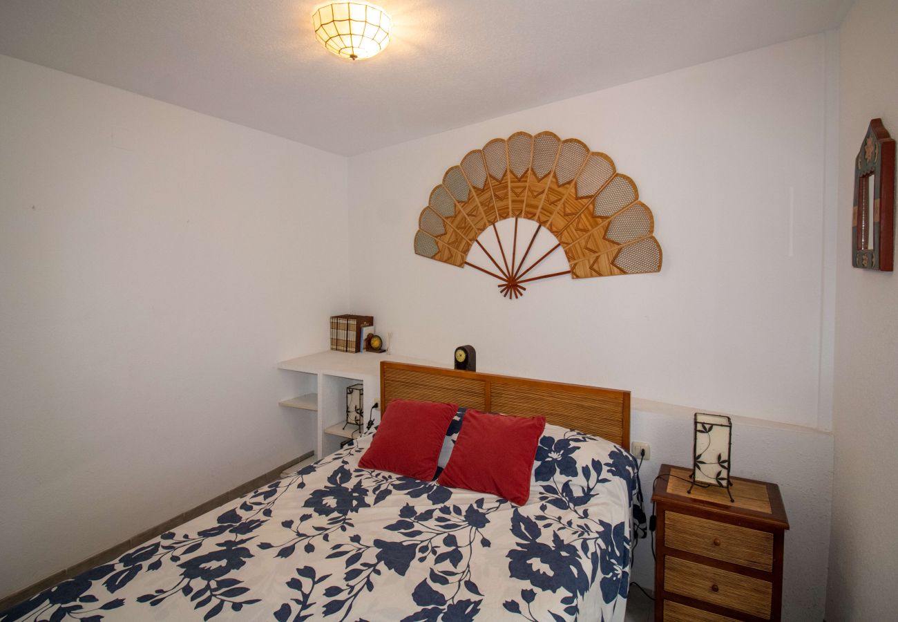 Apartment in Alcocebre / Alcossebre - Playa Cargador - Atico con terraza y piscina
