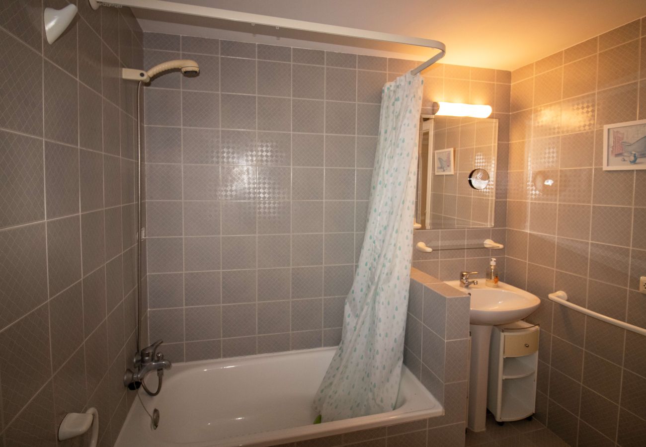 Apartment in Alcocebre / Alcossebre - Playa Cargador - Atico con terraza y piscina