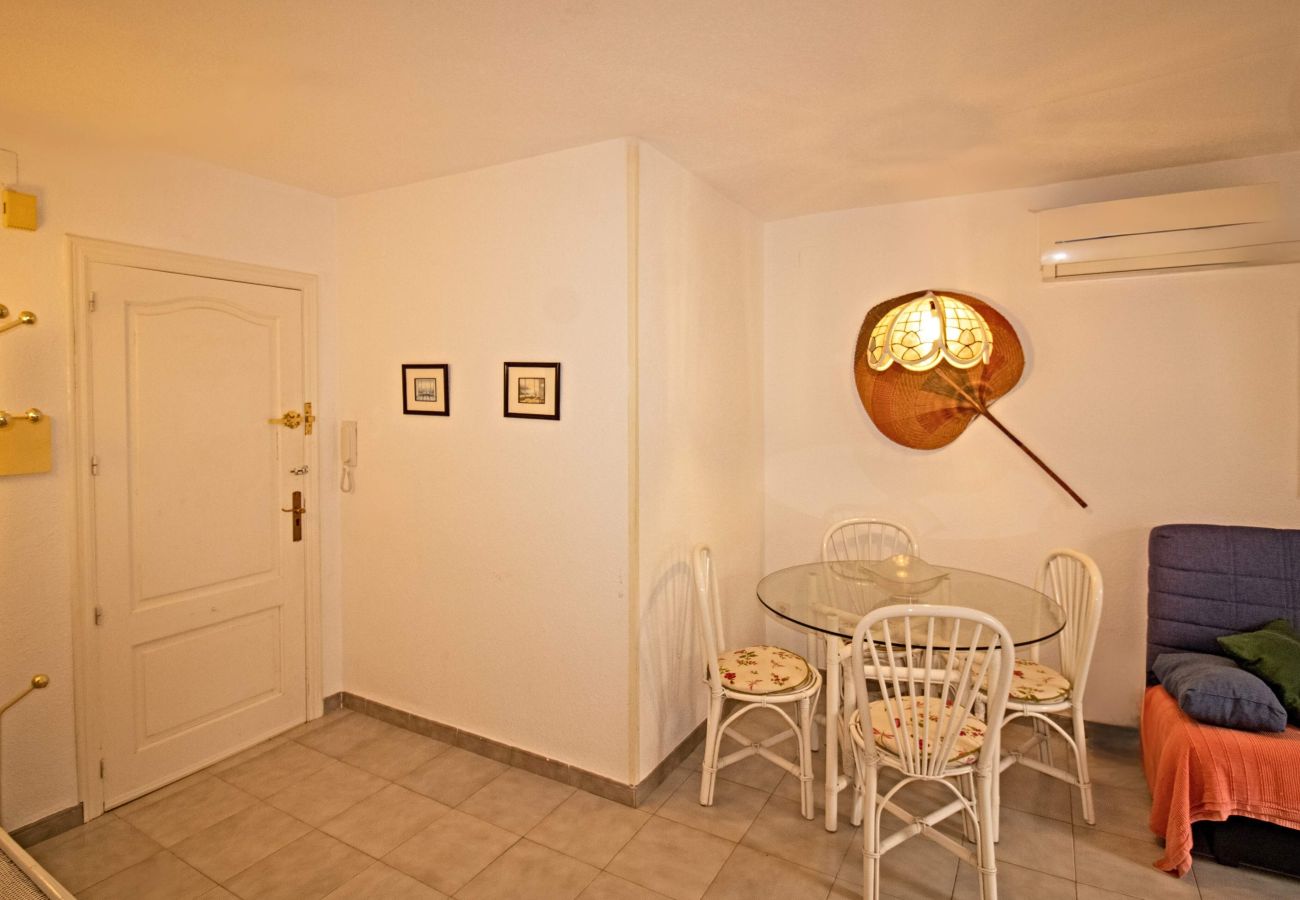 Apartment in Alcocebre / Alcossebre - Playa Cargador - Atico con terraza y piscina