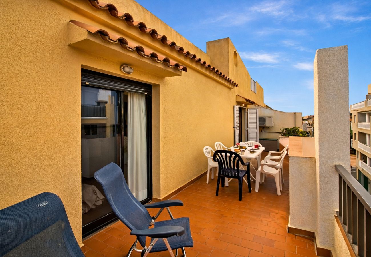 Apartment in Alcocebre / Alcossebre - Playa Cargador - Atico con terraza y piscina