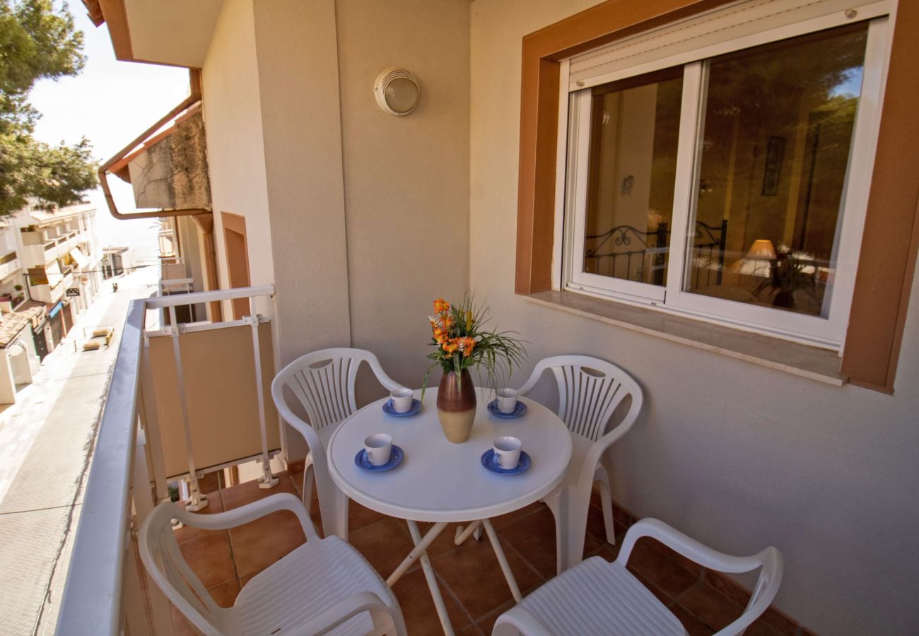 Apartment in Alcocebre / Alcossebre - Playa Cargador - Apartamento con A/A y terraza