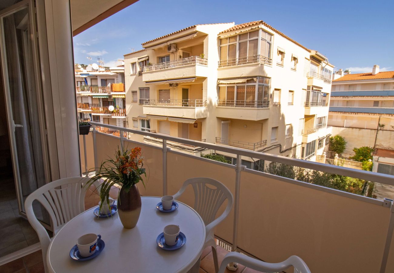 Apartment in Alcocebre / Alcossebre - Playa Cargador - Apartamento con A/A y terraza