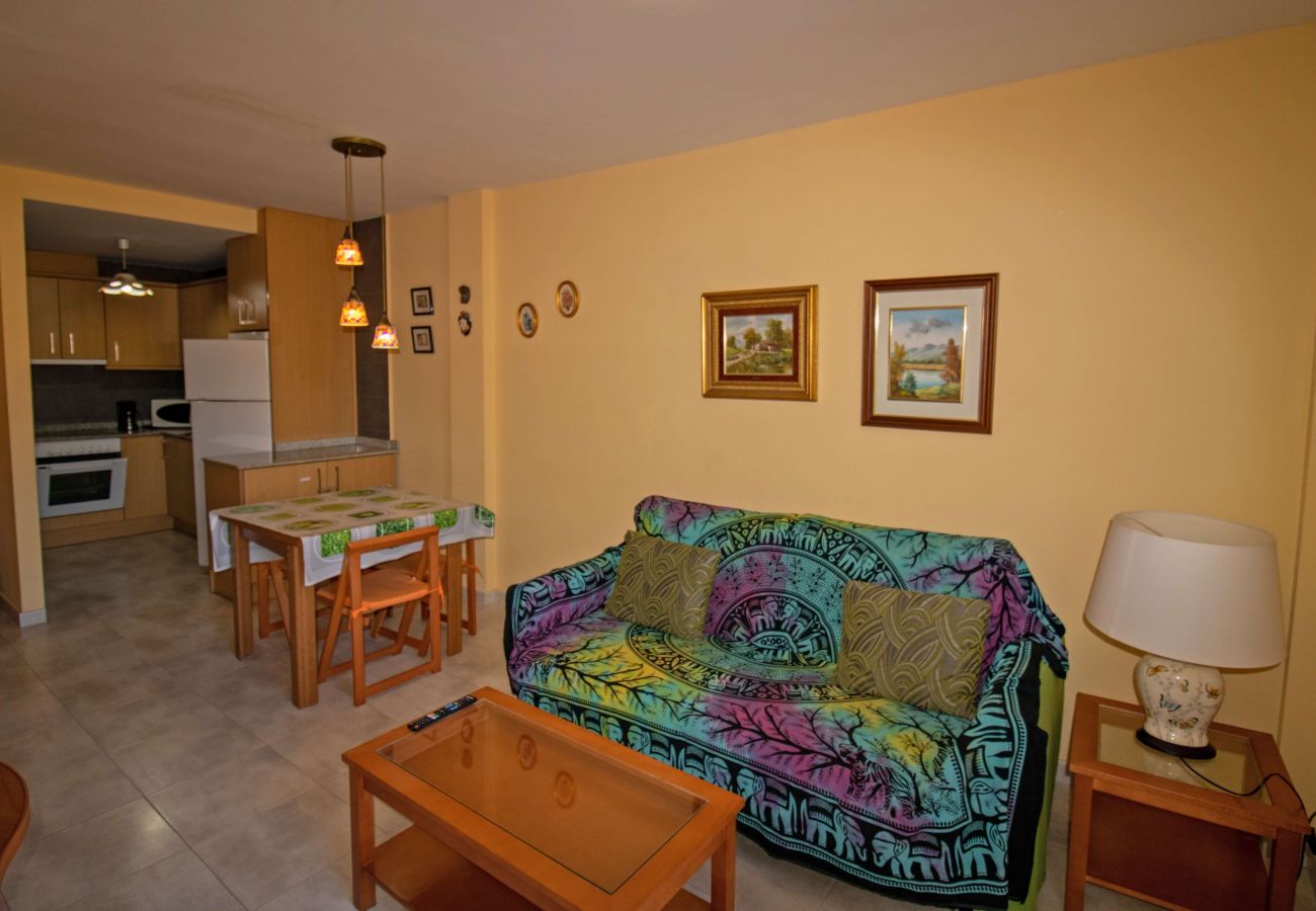 Apartment in Alcocebre / Alcossebre - Playa Cargador - Apartamento con A/A y terraza