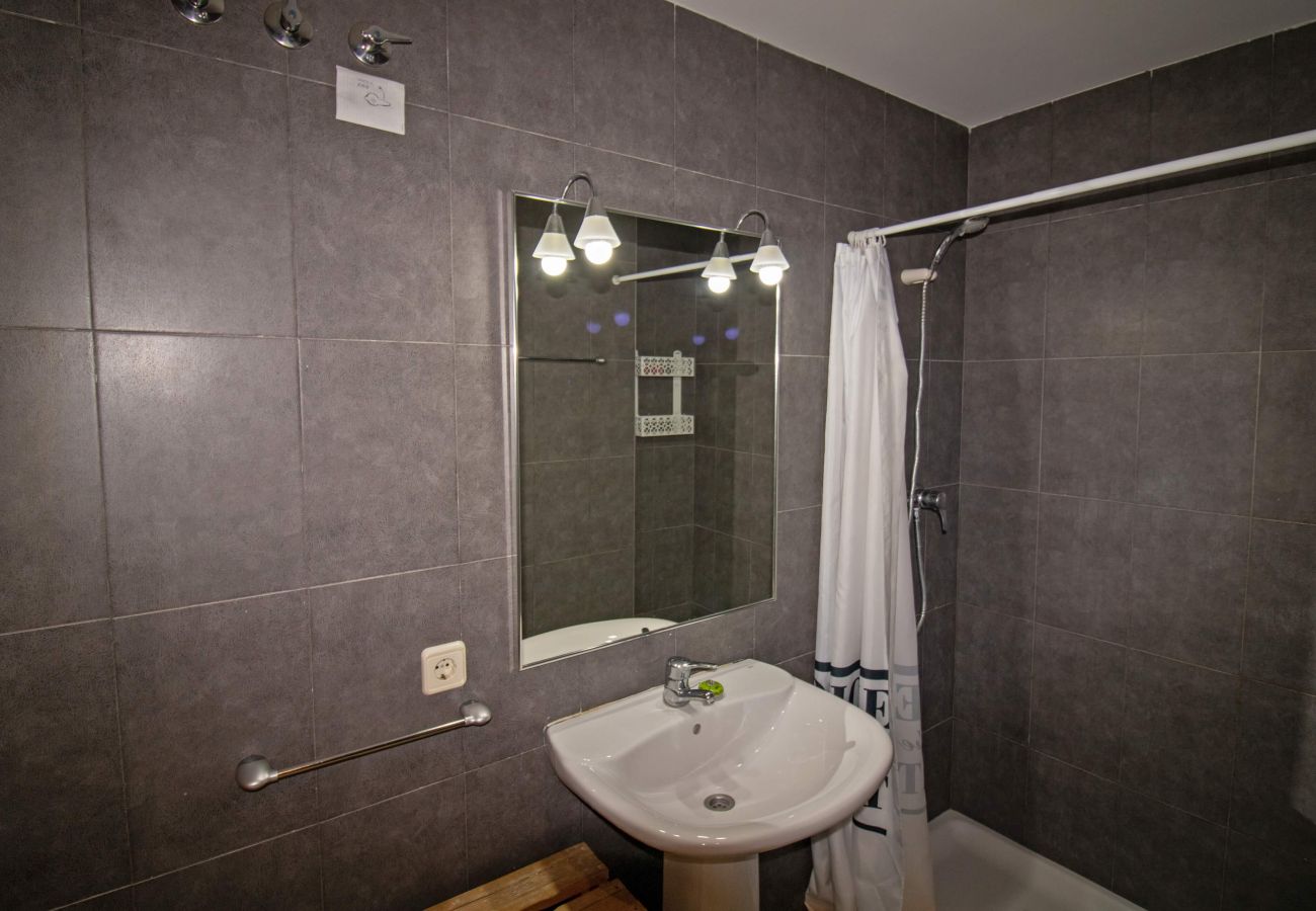 Apartment in Alcocebre / Alcossebre - Playa Cargador - Apartamento con A/A y terraza
