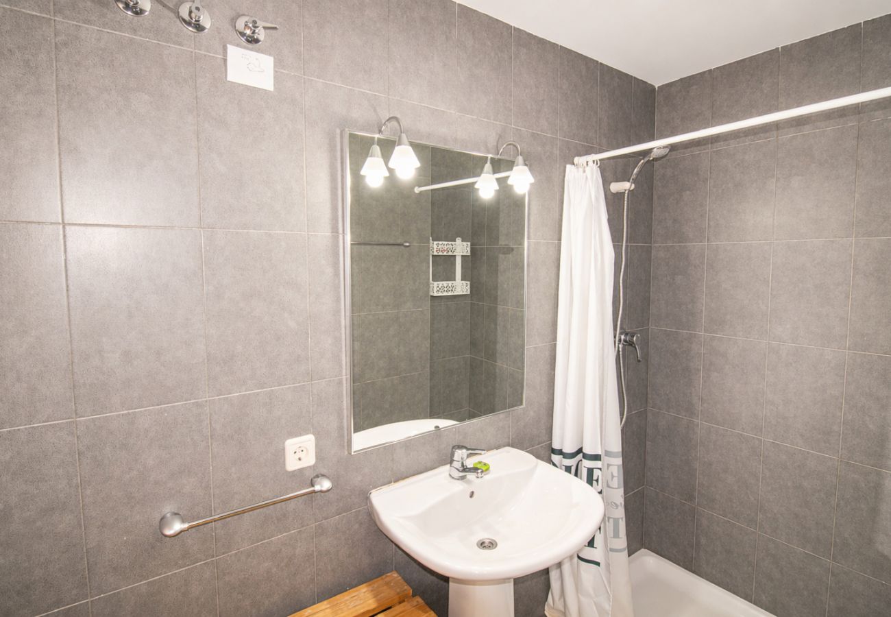 Apartment in Alcocebre / Alcossebre - Playa Cargador - Apartamento con A/A y terraza