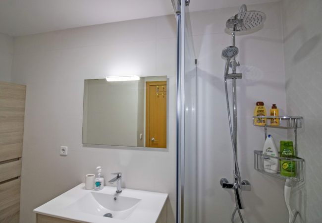 Apartment in Alcocebre / Alcossebre - Entreplayas - Apartamento en primera línea