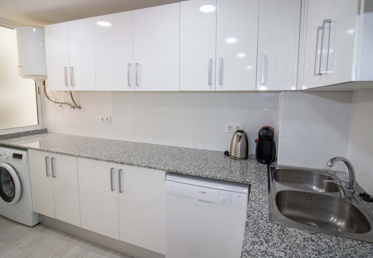 Apartment in Alcocebre / Alcossebre - El Arenal - Primera línea Playa Cargador