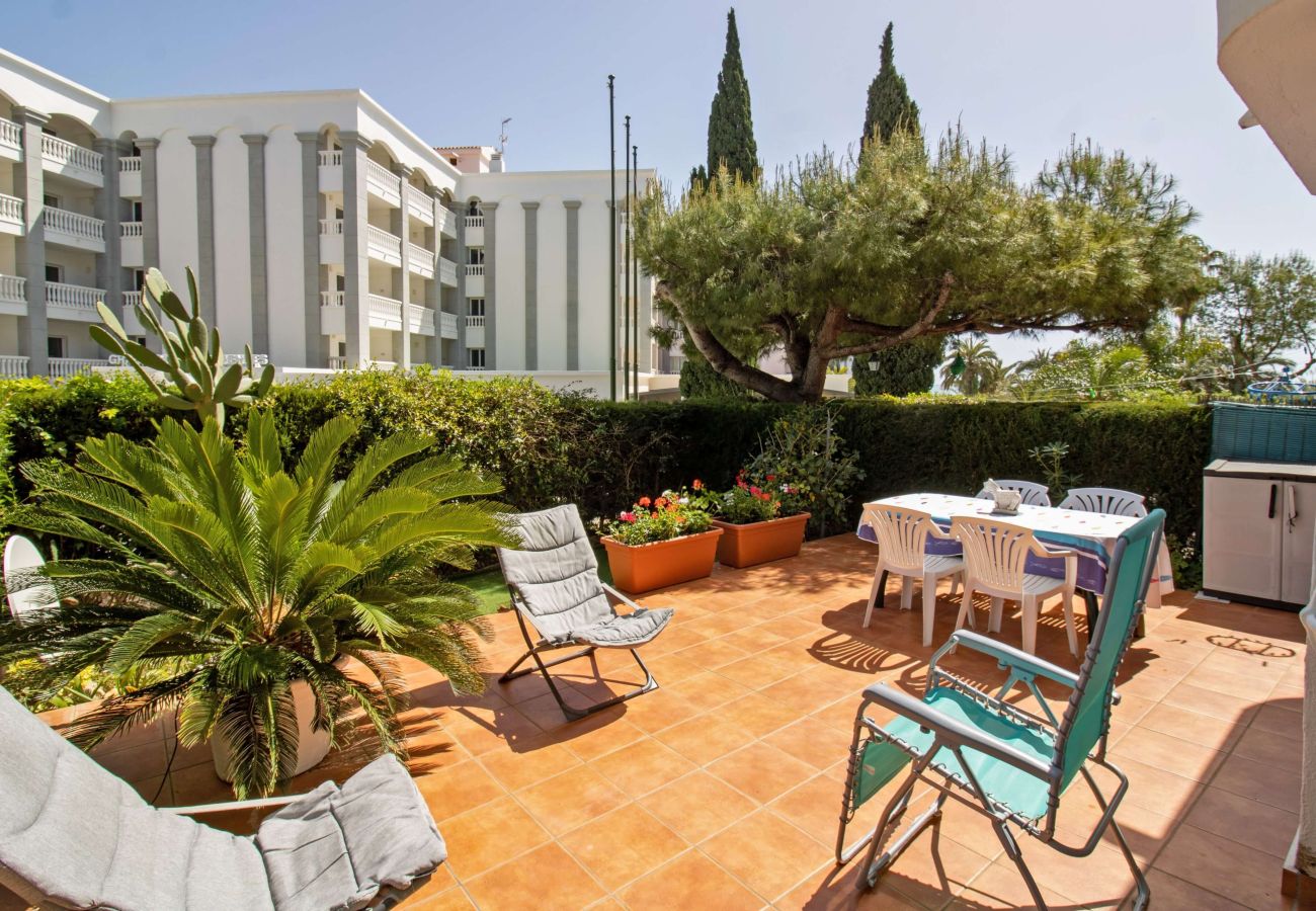 Apartment in Alcocebre / Alcossebre - Planta baja con jardín privado - Primera línea