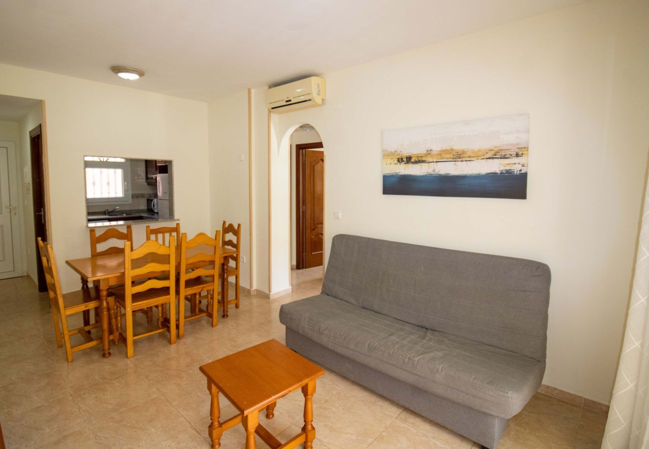 Apartment in Alcocebre / Alcossebre - Planta baja frente a la piscina - Madeira