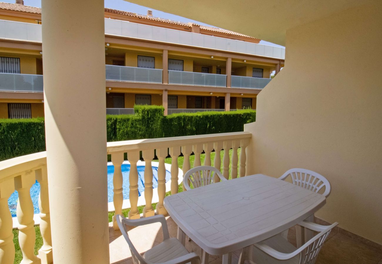 Apartment in Alcocebre / Alcossebre - Planta baja frente a la piscina - Madeira