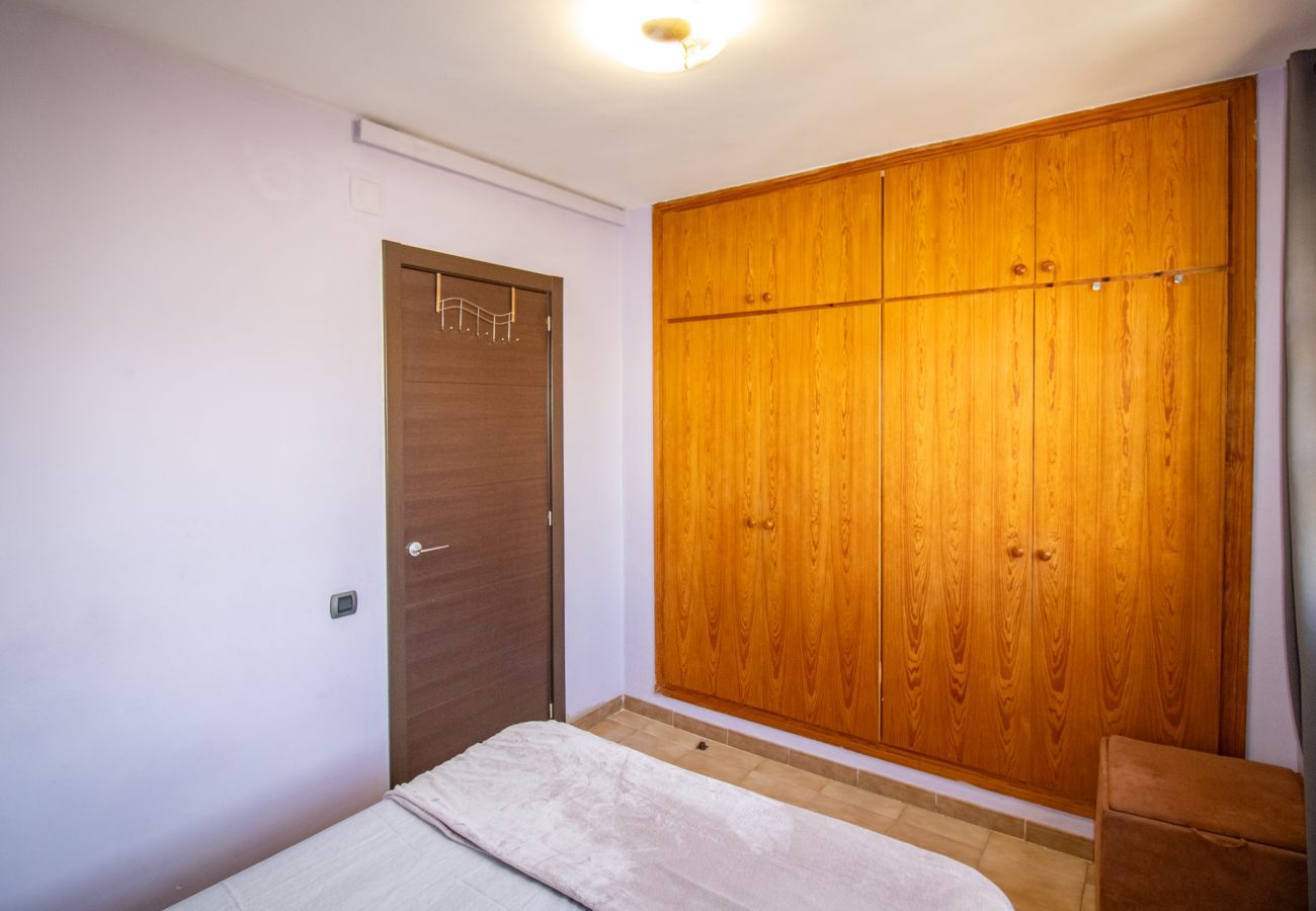 Townhouse in Alcocebre / Alcossebre - Casa Independiente a 100 metros de Playa Cargador