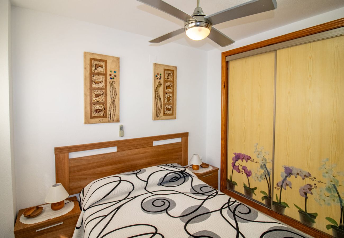 Apartment in Alcocebre / Alcossebre - Planta baja junto al mar - Voramar