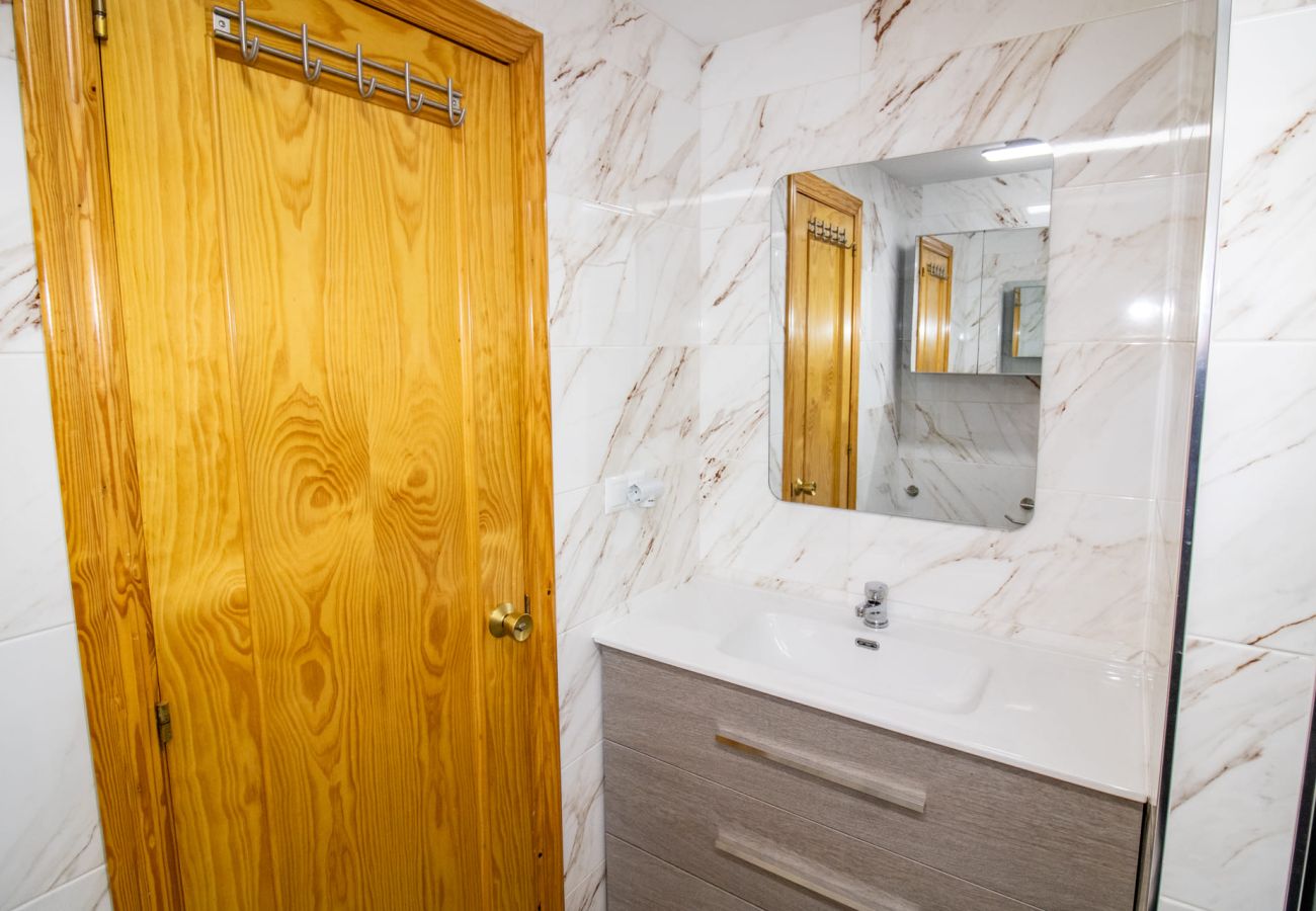 Apartment in Alcocebre / Alcossebre - Planta baja junto al mar - Voramar