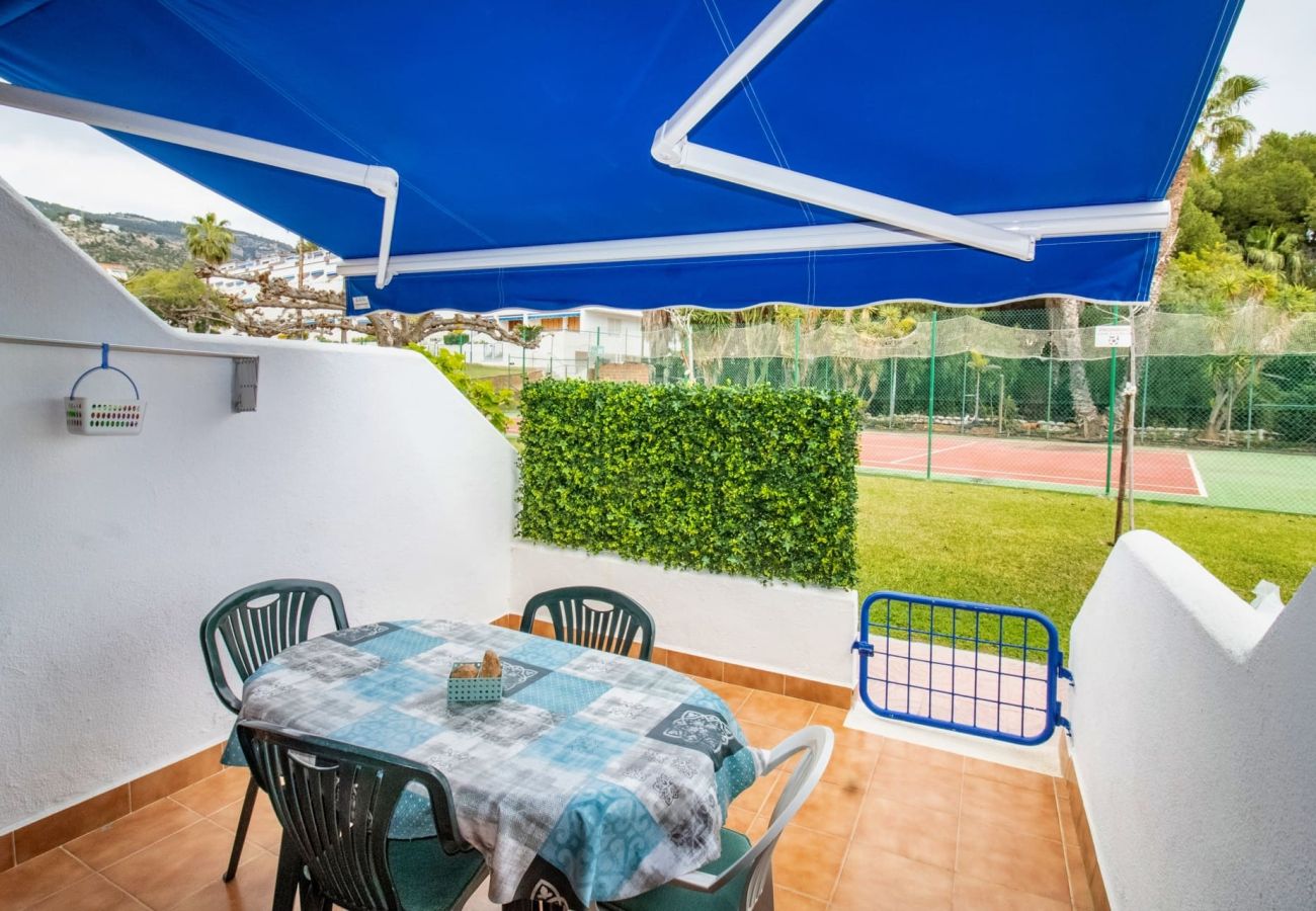 Apartment in Alcocebre / Alcossebre - Planta baja junto al mar - Voramar