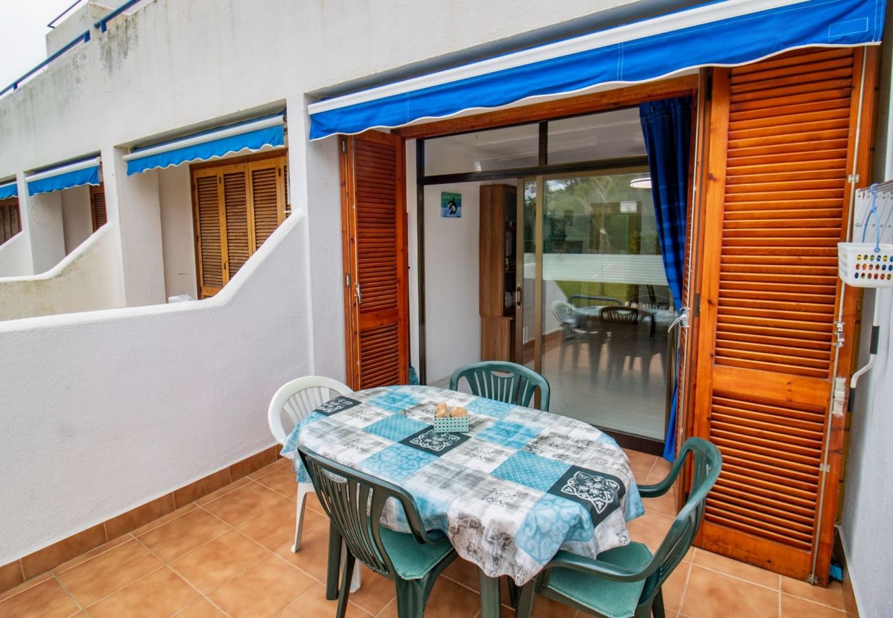 Apartment in Alcocebre / Alcossebre - Planta baja junto al mar - Voramar