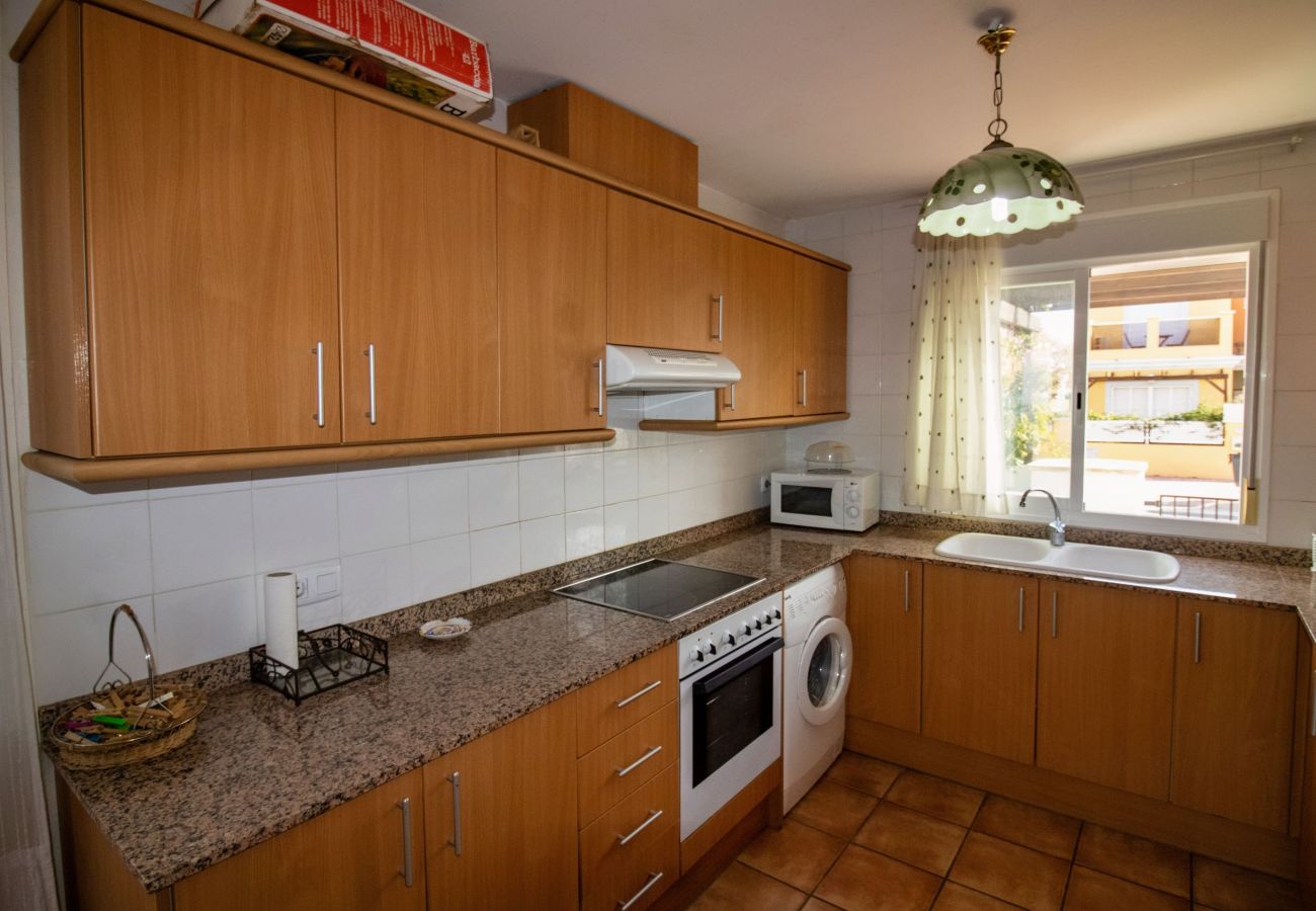 Terraced House in Alcocebre / Alcossebre - Adosado familiar para 6 Palm Beach II 