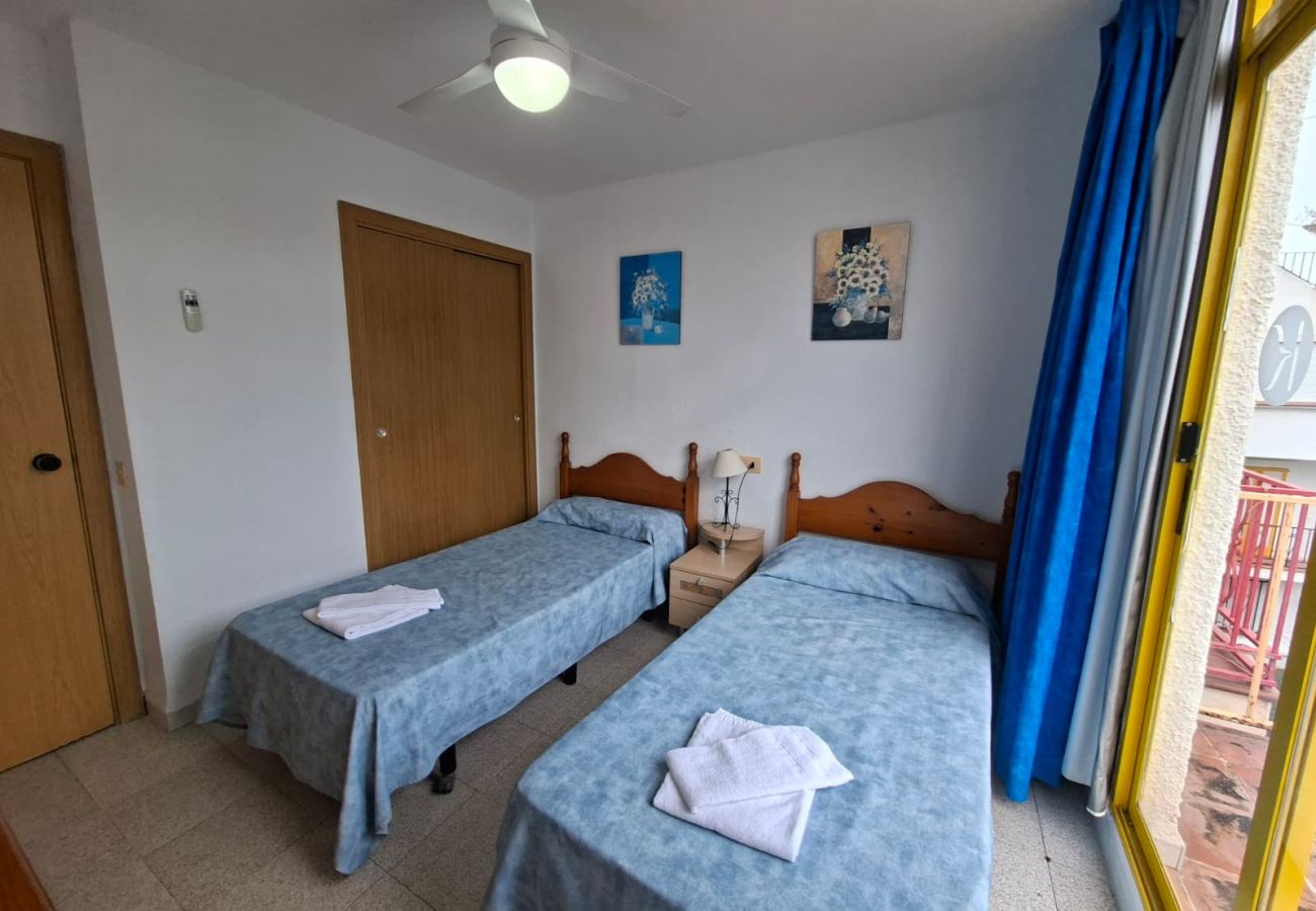 Apartment in Alcocebre / Alcossebre - Romana Pool View *PET FRIENDLY* Habitat