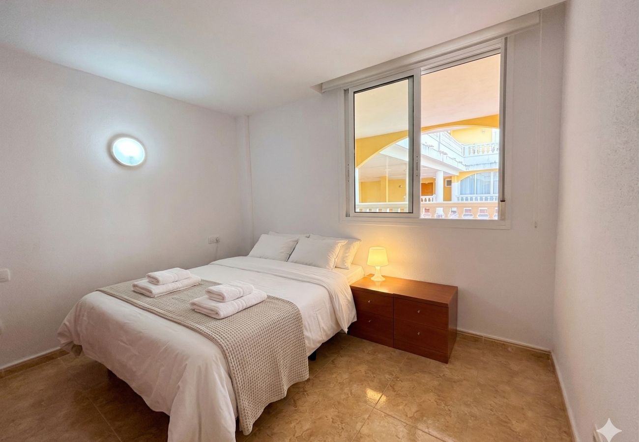 Apartment in Alcocebre / Alcossebre - Bajo con terraza + piscina en Alcossebre | 4 pax