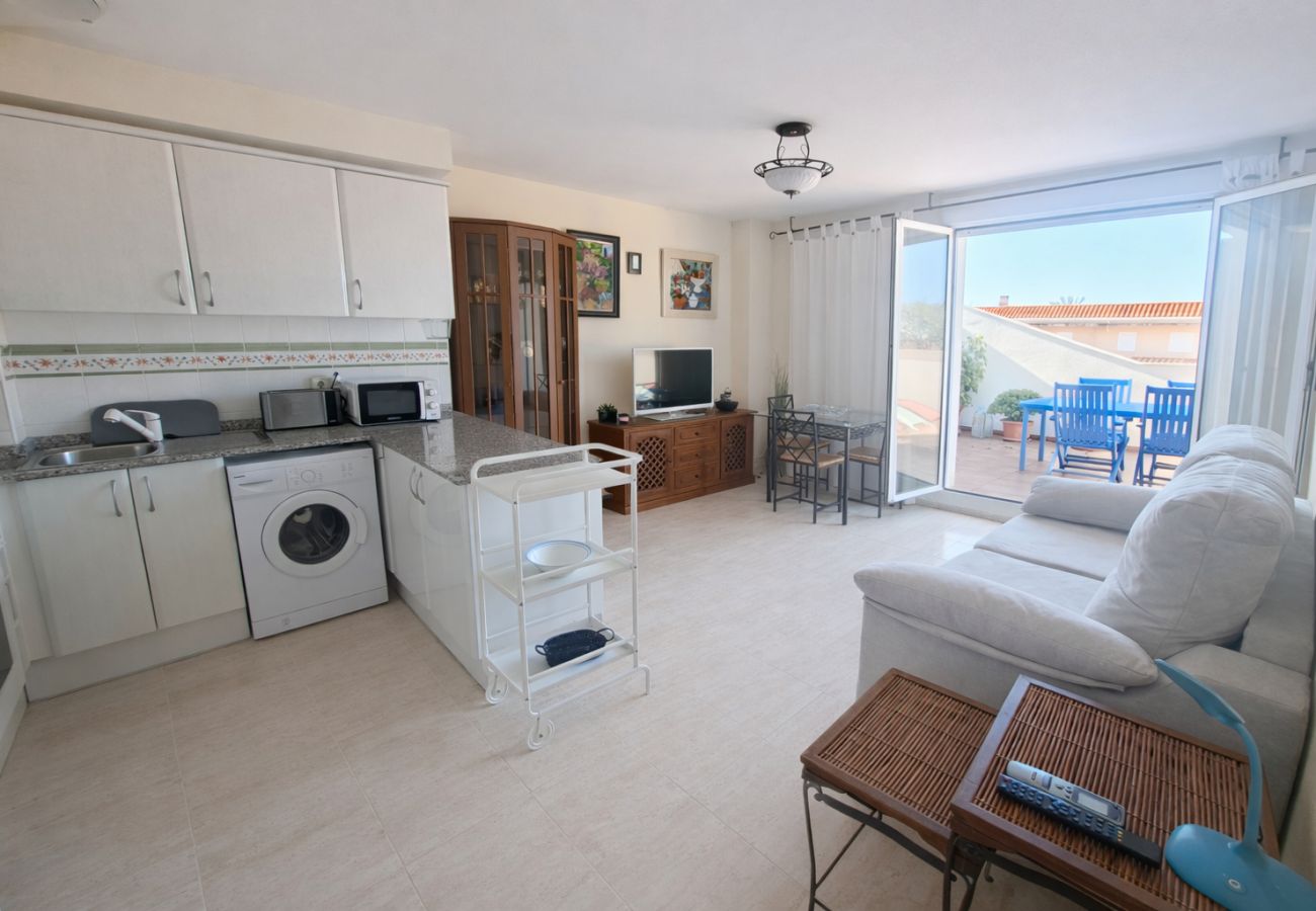 Apartment in Alcocebre / Alcossebre - Atico en el centro - Piscina y aire acondicionado