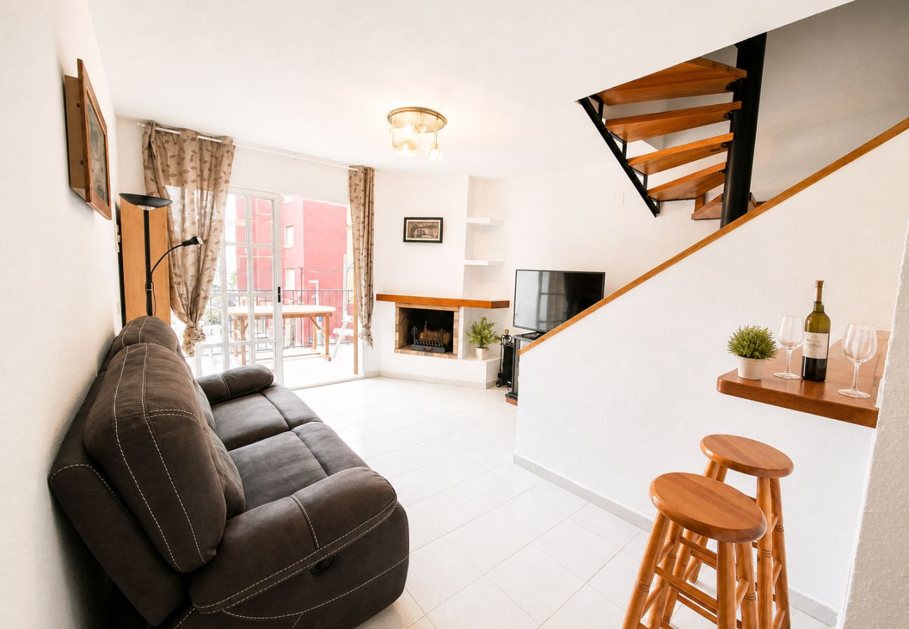 Apartment in Alcocebre / Alcossebre - Duplex a 150 metros del mar - PET FRIENDLY