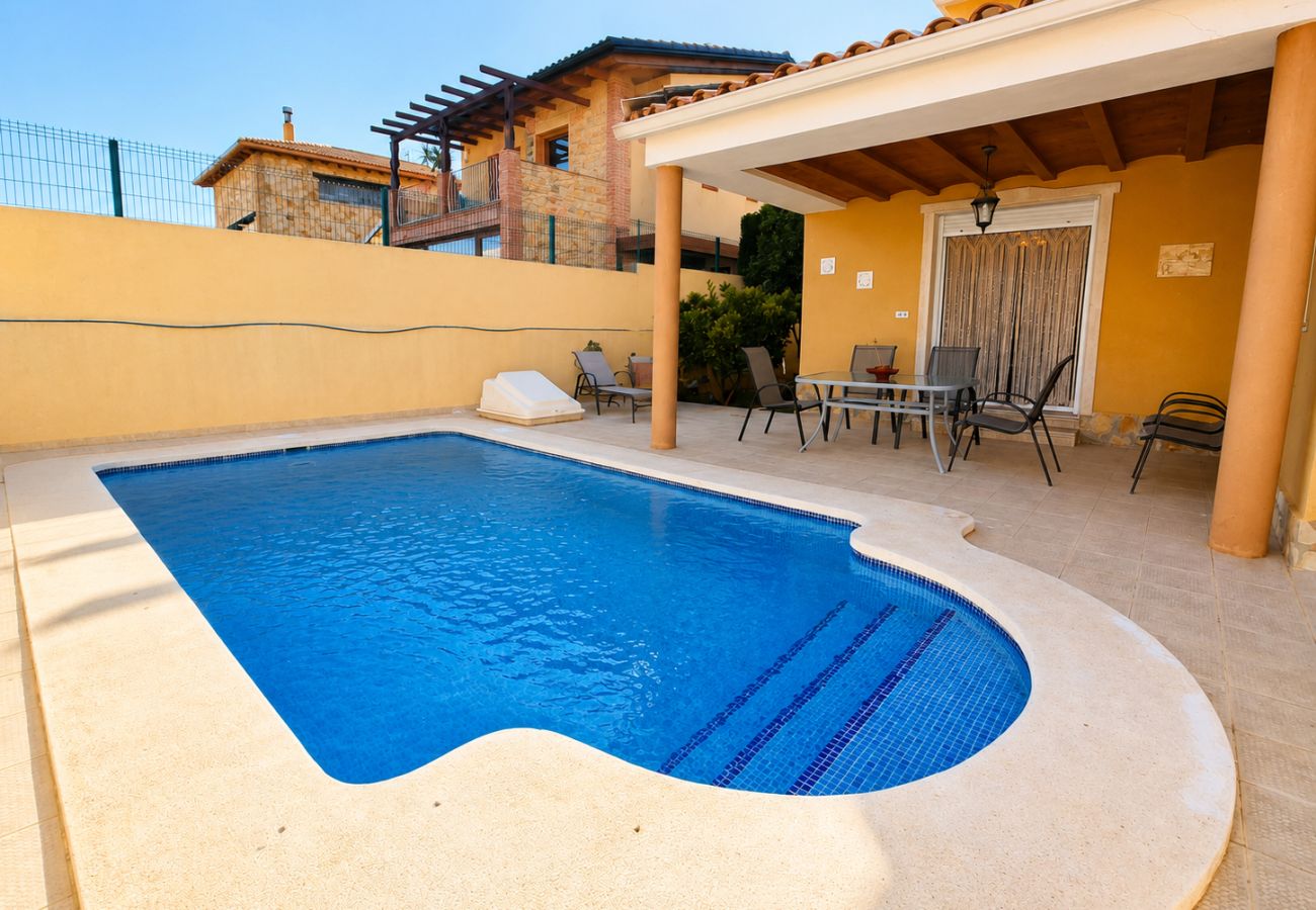 Villa in Alcocebre / Alcossebre - Villa con piscina en la playa Cargador