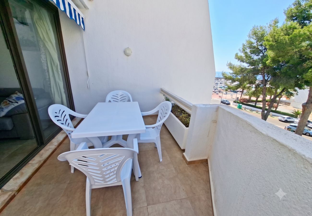 Apartment in Alcocebre / Alcossebre - Eurhostal · Apartamento para 4 en 1ª línea playa