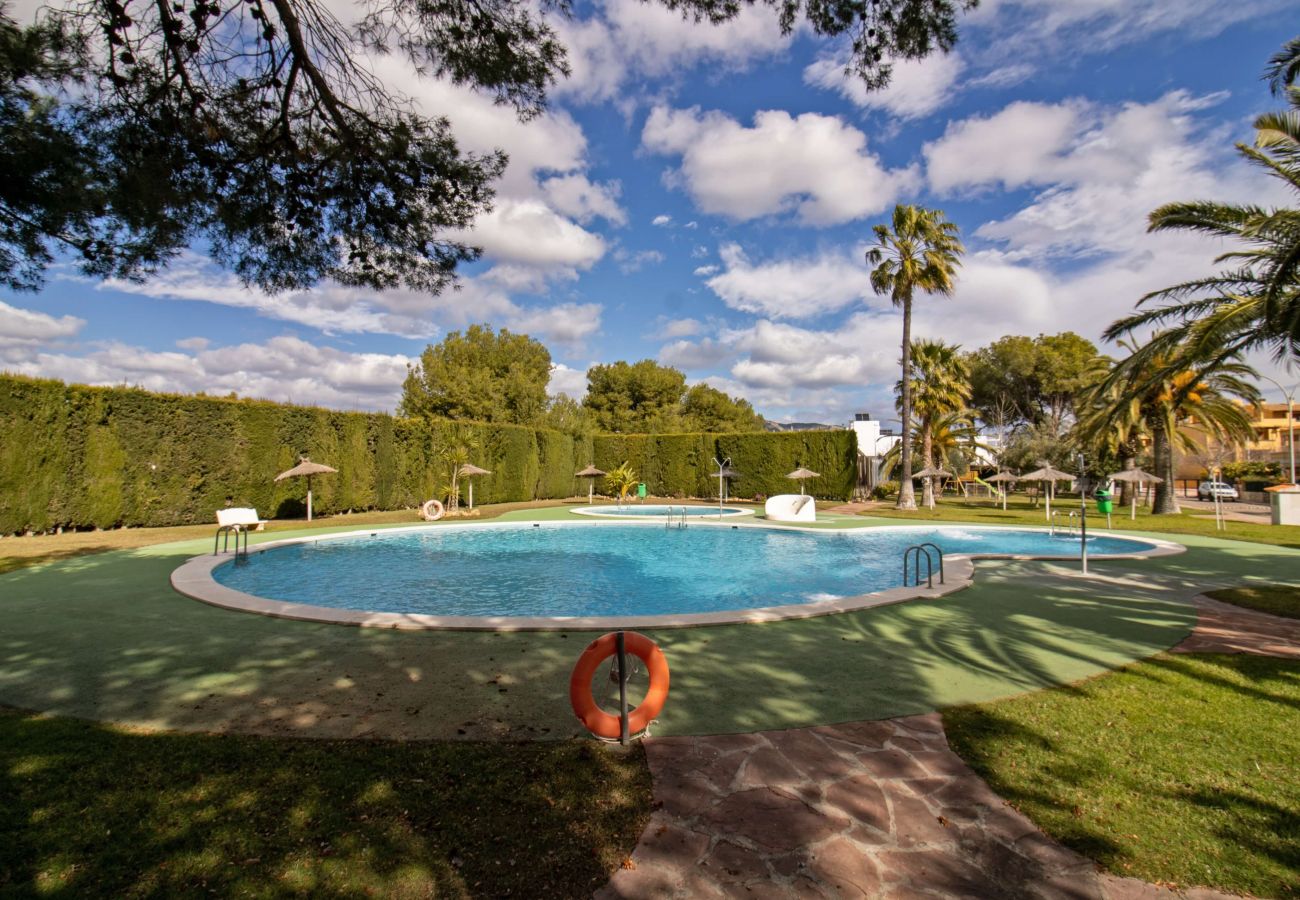 House in Alcocebre / Alcossebre - Villa Tres Playas | Gran patio privado · Piscina ·