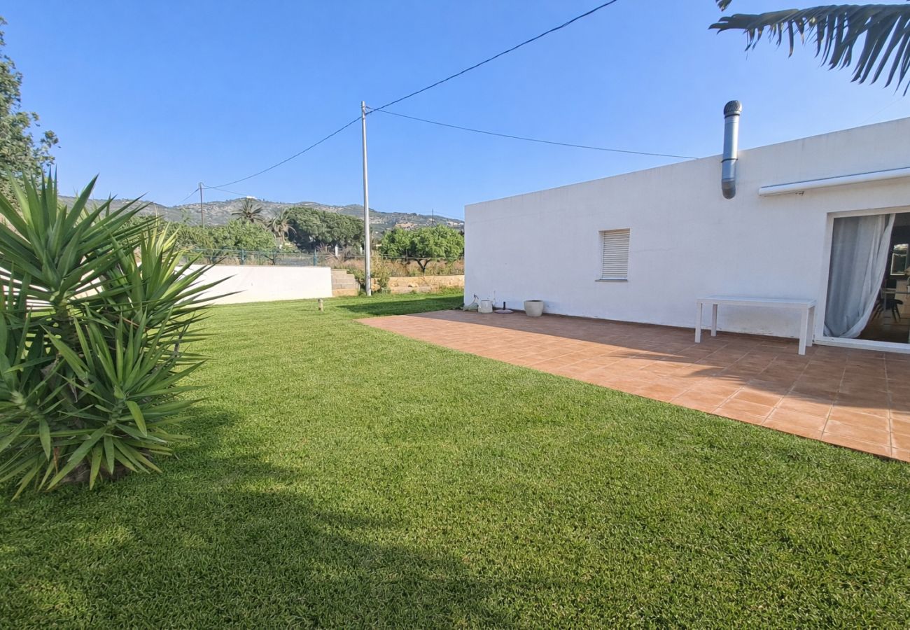 Villa à Alcocebre / Alcossebre - Exclusiva villa con piscina privada - Cargador