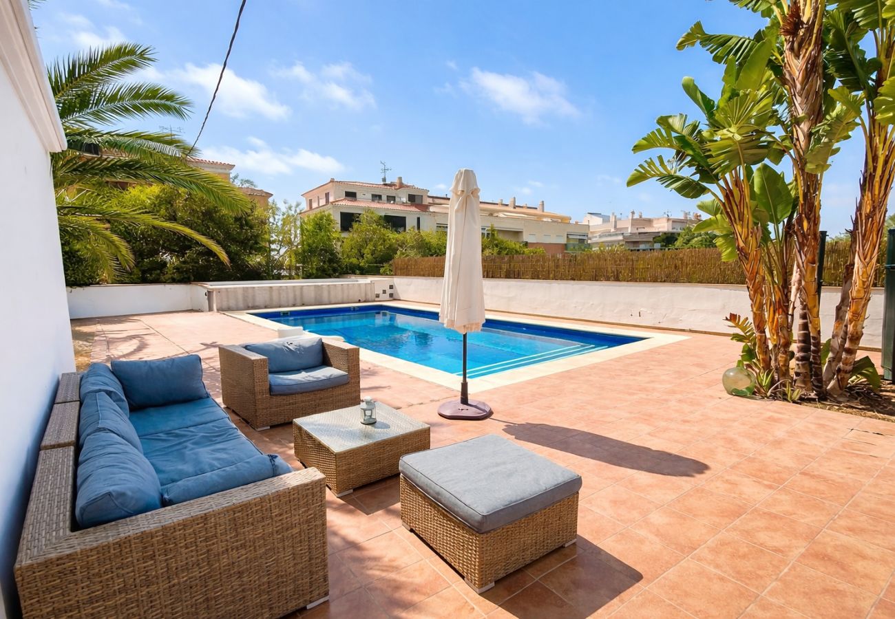 Villa à Alcocebre / Alcossebre - Exclusiva villa con piscina privada - Cargador