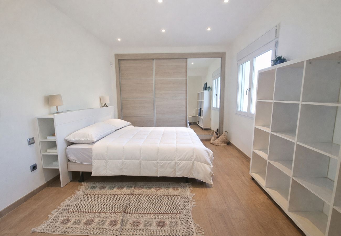 Villa à Alcocebre / Alcossebre - Exclusiva villa con piscina privada - Cargador