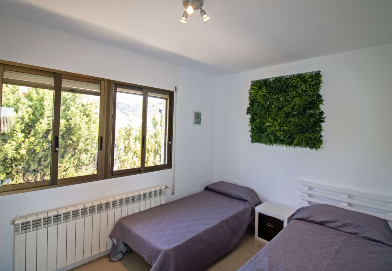 Villa à Alcocebre / Alcossebre - Villa con piscina privada y barbacoa 8 PAX