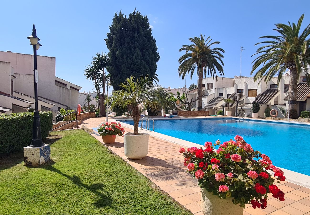Maison mitoyenne à Alcocebre / Alcossebre - Casa adosada con piscina y jardín LAS FUENTES