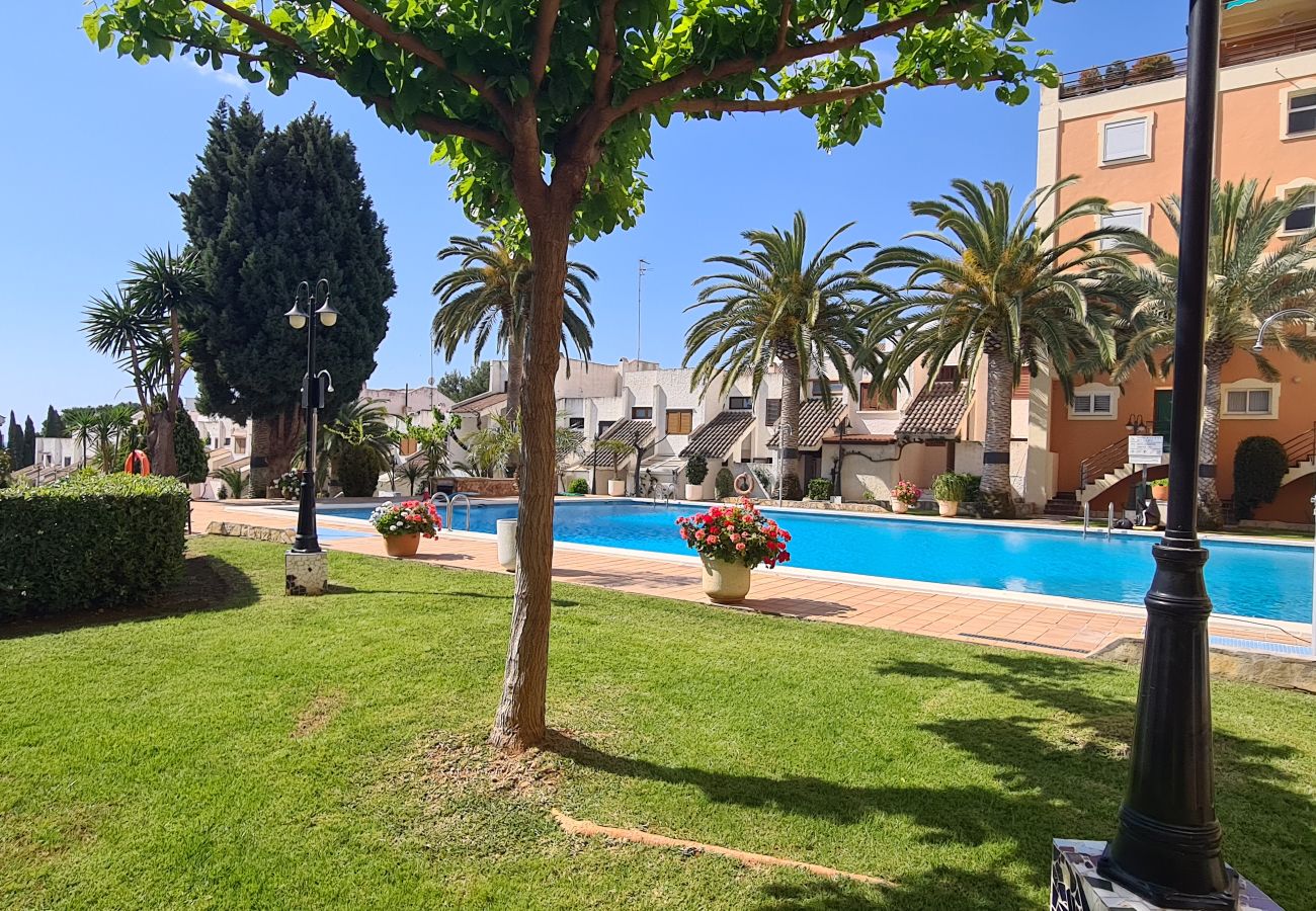 Maison mitoyenne à Alcocebre / Alcossebre - Casa adosada con piscina y jardín LAS FUENTES