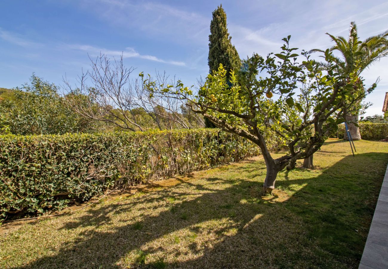 Villa à Alcocebre / Alcossebre - Villa privada con jardín y barbacoa CALA BLANCA