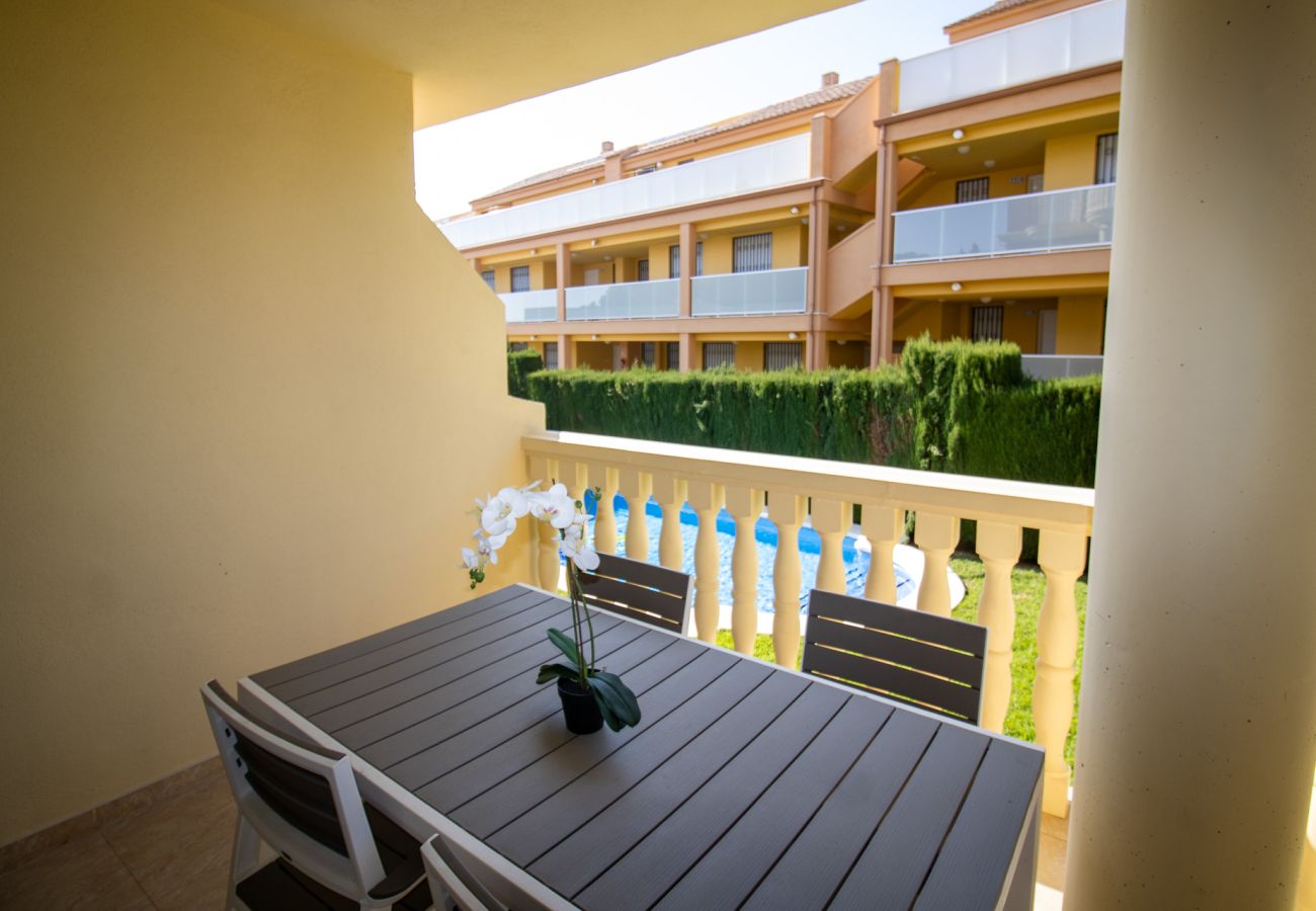 Appartement à Alcocebre / Alcossebre - Bajo con terraza junto a la piscina - Madeira