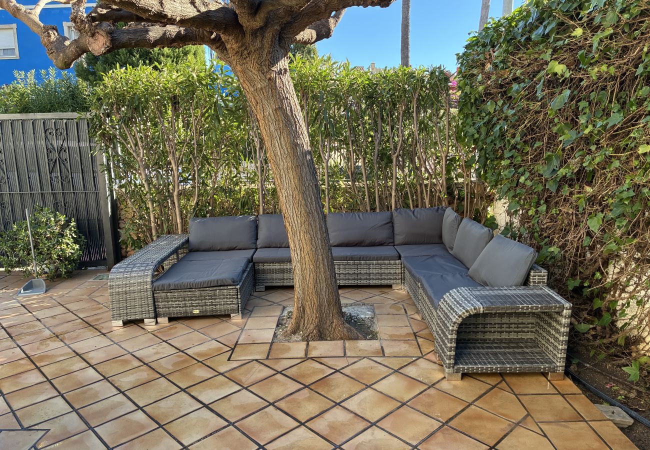 Villa à Alcocebre / Alcossebre - Villa de 3 dormitorios con jardín y barbacoa