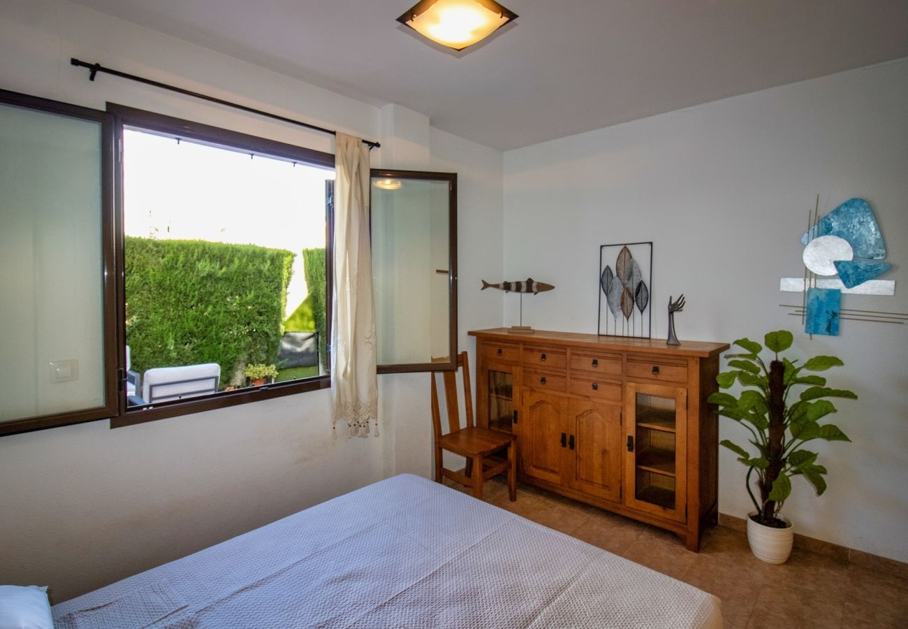 Appartement à Alcocebre / Alcossebre - Bajo con terraza y piscina PLAYA CARGADOR