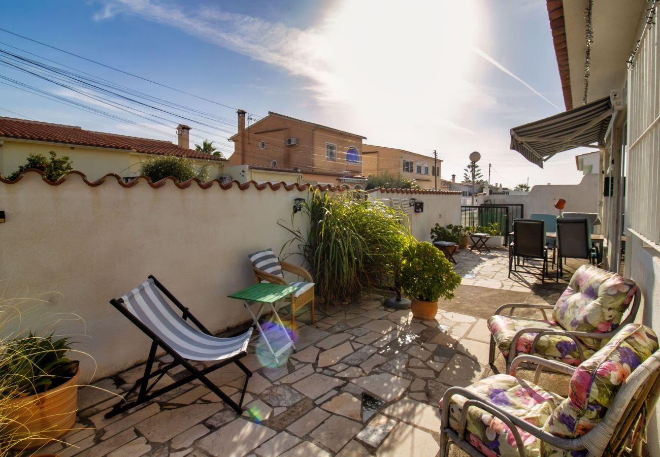 Villa à Alcocebre / Alcossebre - Casa Mediterránea con Chill Out y Barbacoa