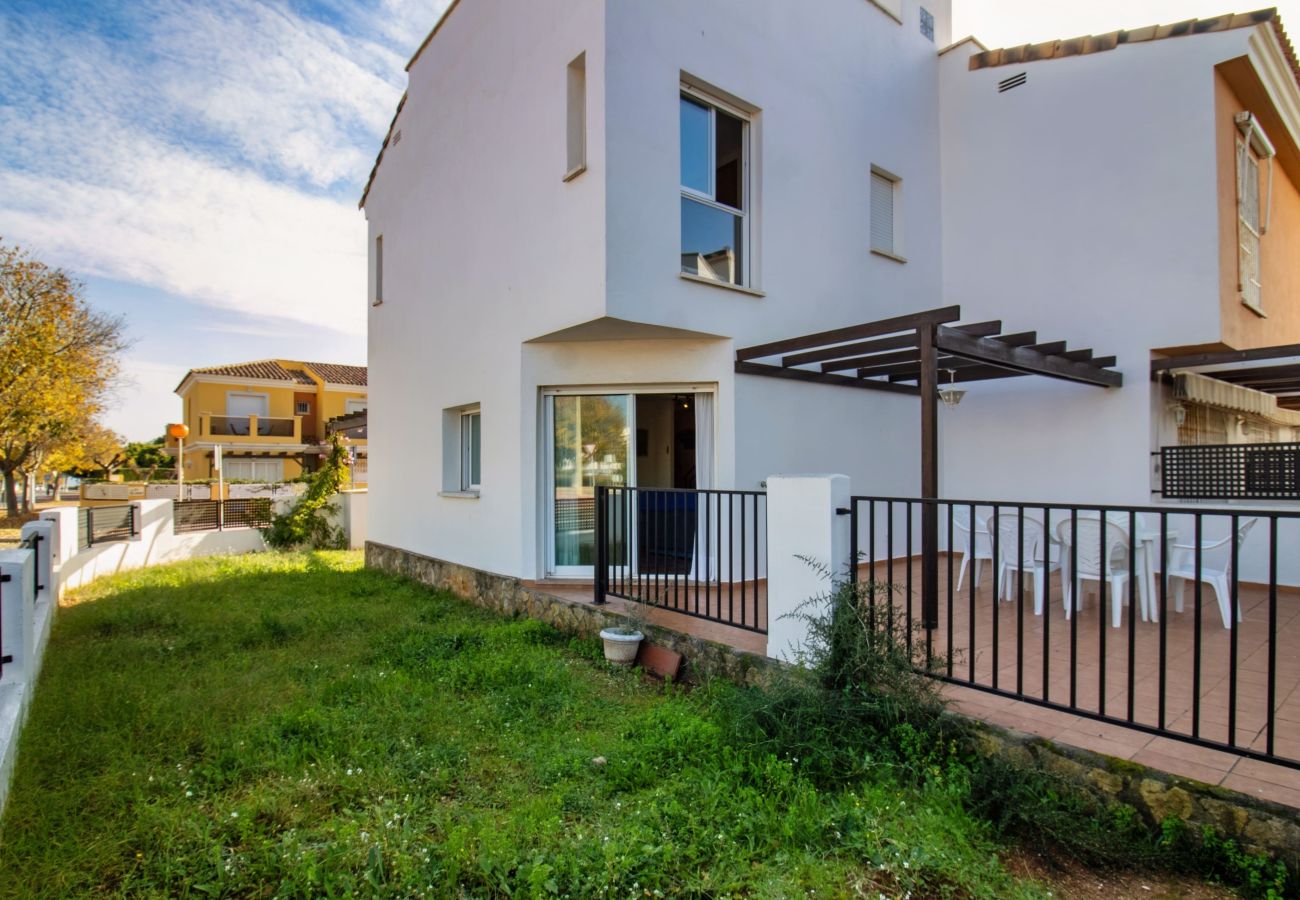 Maison mitoyenne à Alcocebre / Alcossebre - Adosado familiar para 6 Palm Beach II 