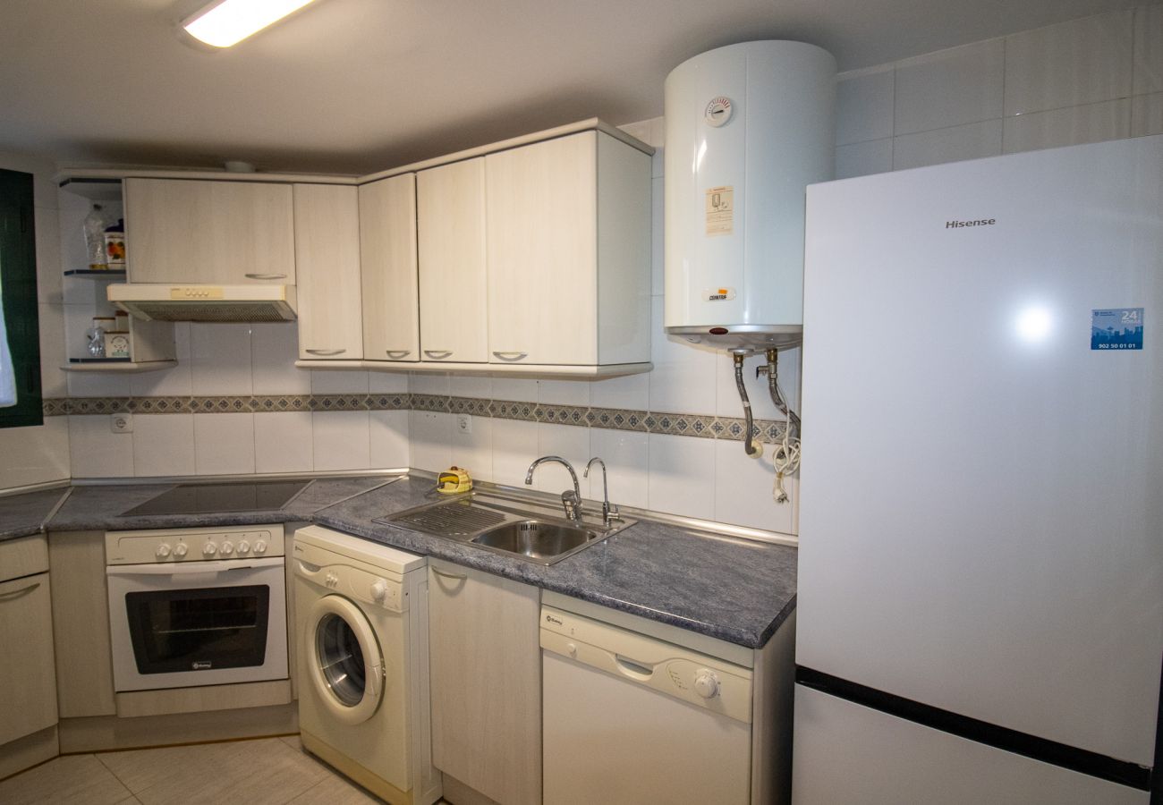 Appartement à Alcocebre / Alcossebre - Bajo frente a la piscina - Playa Cargador