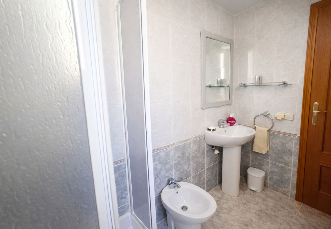 Appartement à Alcocebre / Alcossebre - Atico en el centro - Piscina y aire acondicionado