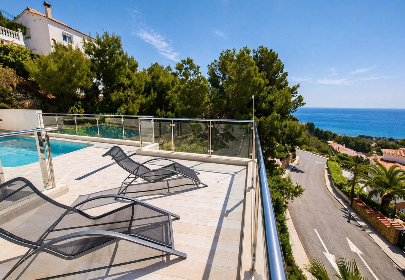 Villa à Alcocebre / Alcossebre - Luxury Villa con piscina y vistas privilegiadas