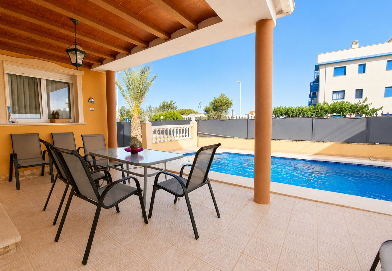 Villa à Alcocebre / Alcossebre - Villa con piscina en la playa Cargador