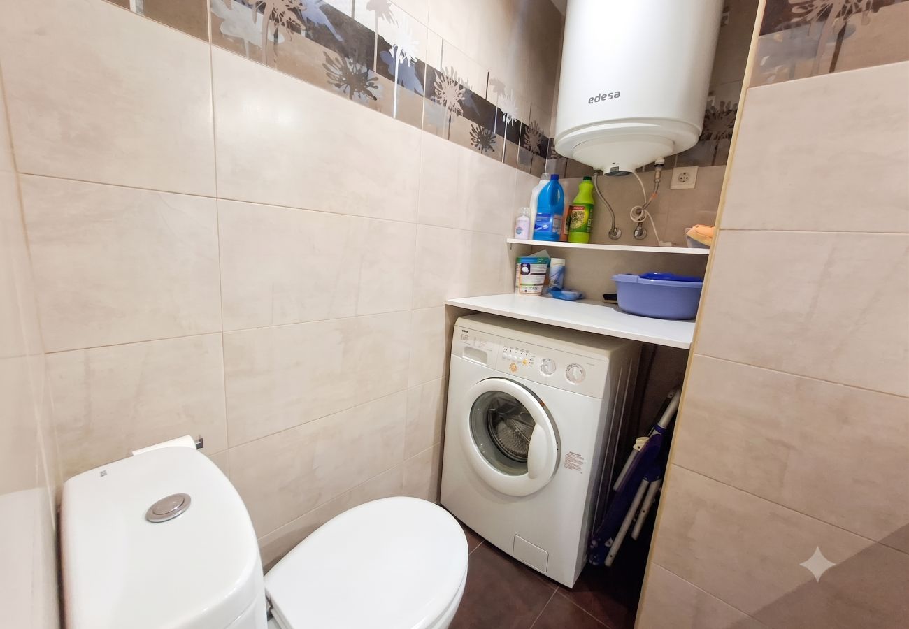 Appartement à Alcocebre / Alcossebre - Eurhostal · Apartamento para 4 en 1ª línea playa