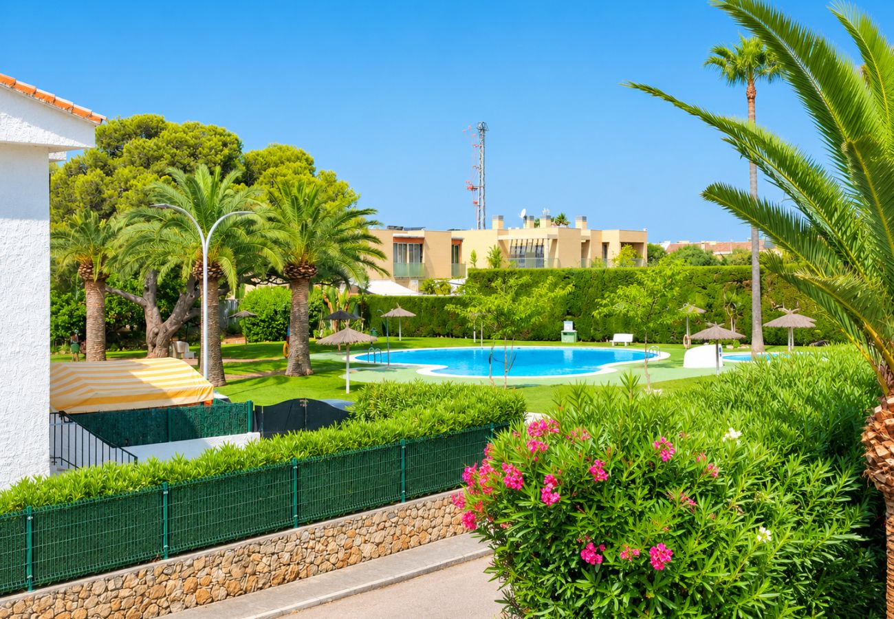 Maison à Alcocebre / Alcossebre - Villa Tres Playas | Gran patio privado · Piscina ·